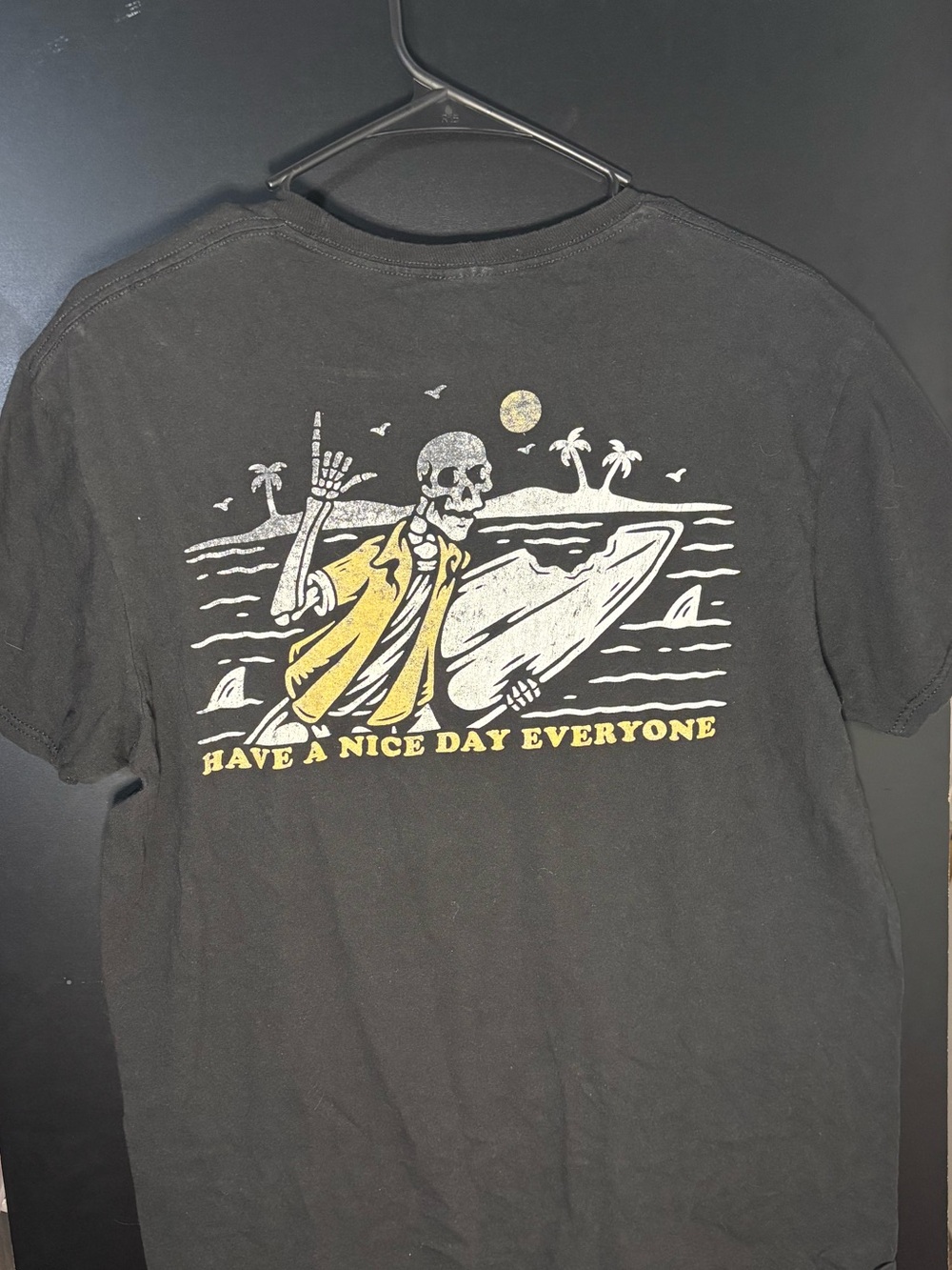 Call Your Mother Have A Nice Day Everyone Black Graphic Surf Skull Tee - Men